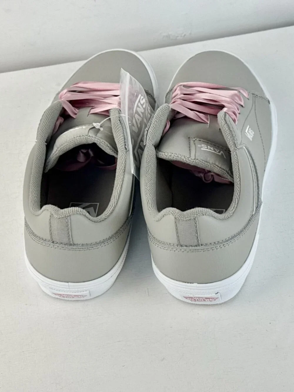 Women's 9 - VANS Seldan Platform Gray Sneaker with Lace Up Closure
